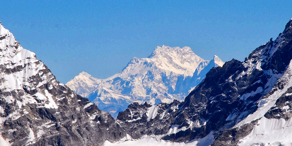 Explore Kanchenjunga Round Trek